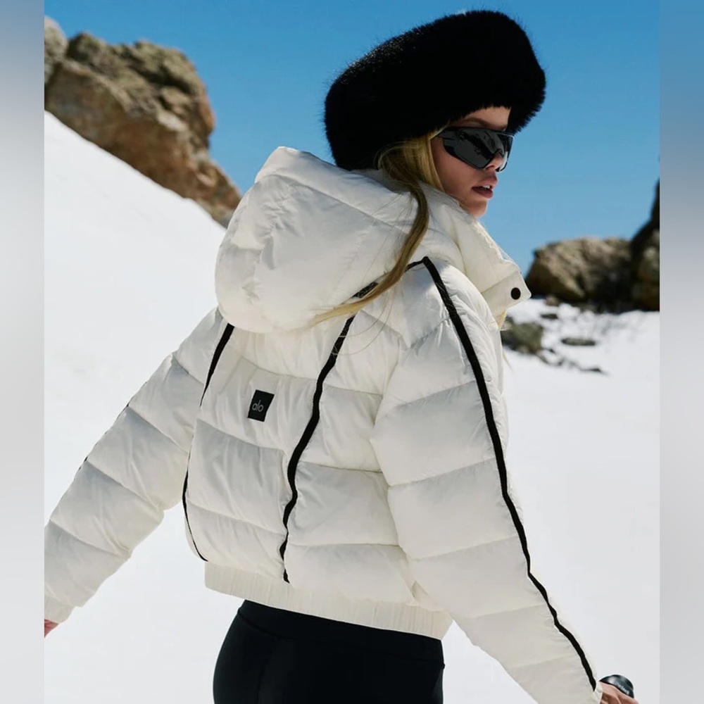 Alo Yoga Aspen Puffer Jacket